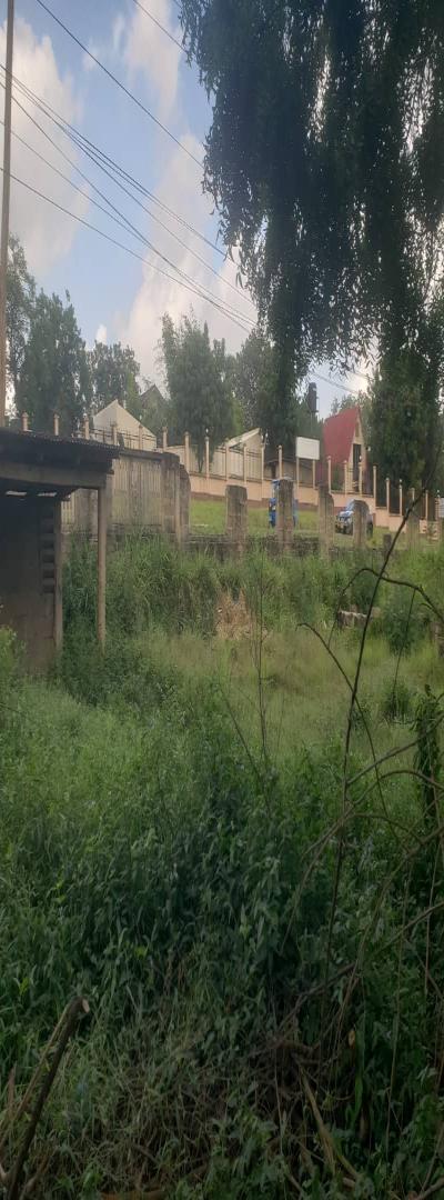 Intercity Property Hub: A Plot for Rent ~ Makongo Juu.