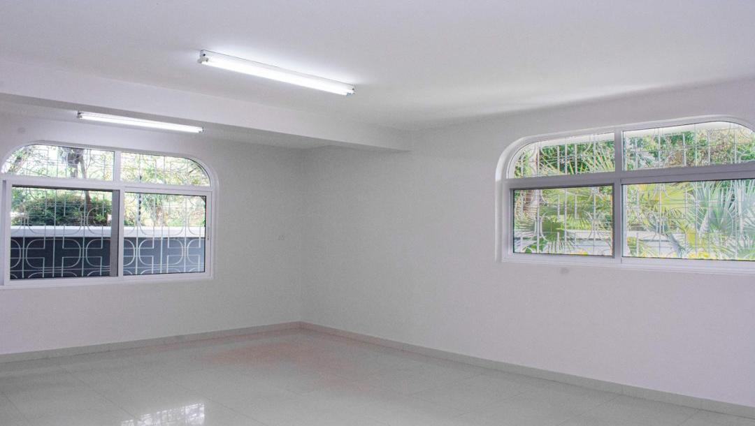 IPH;A 3 Storey Standalone building  Rent, OysterBay-10