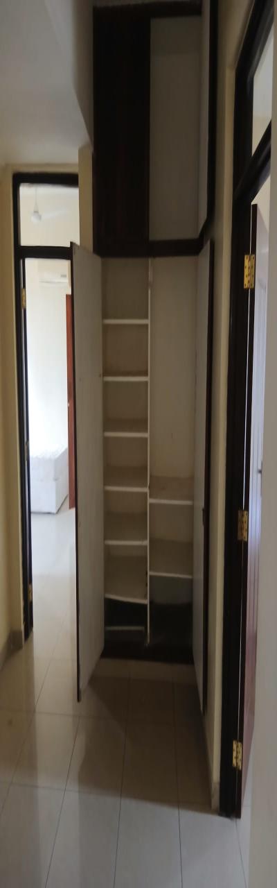 IPH: Apartment for Rent, Masaki.