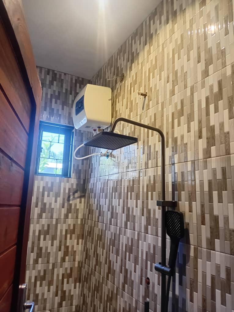 IPH, Airbnb in Buswelu, Ilemela Mwanza