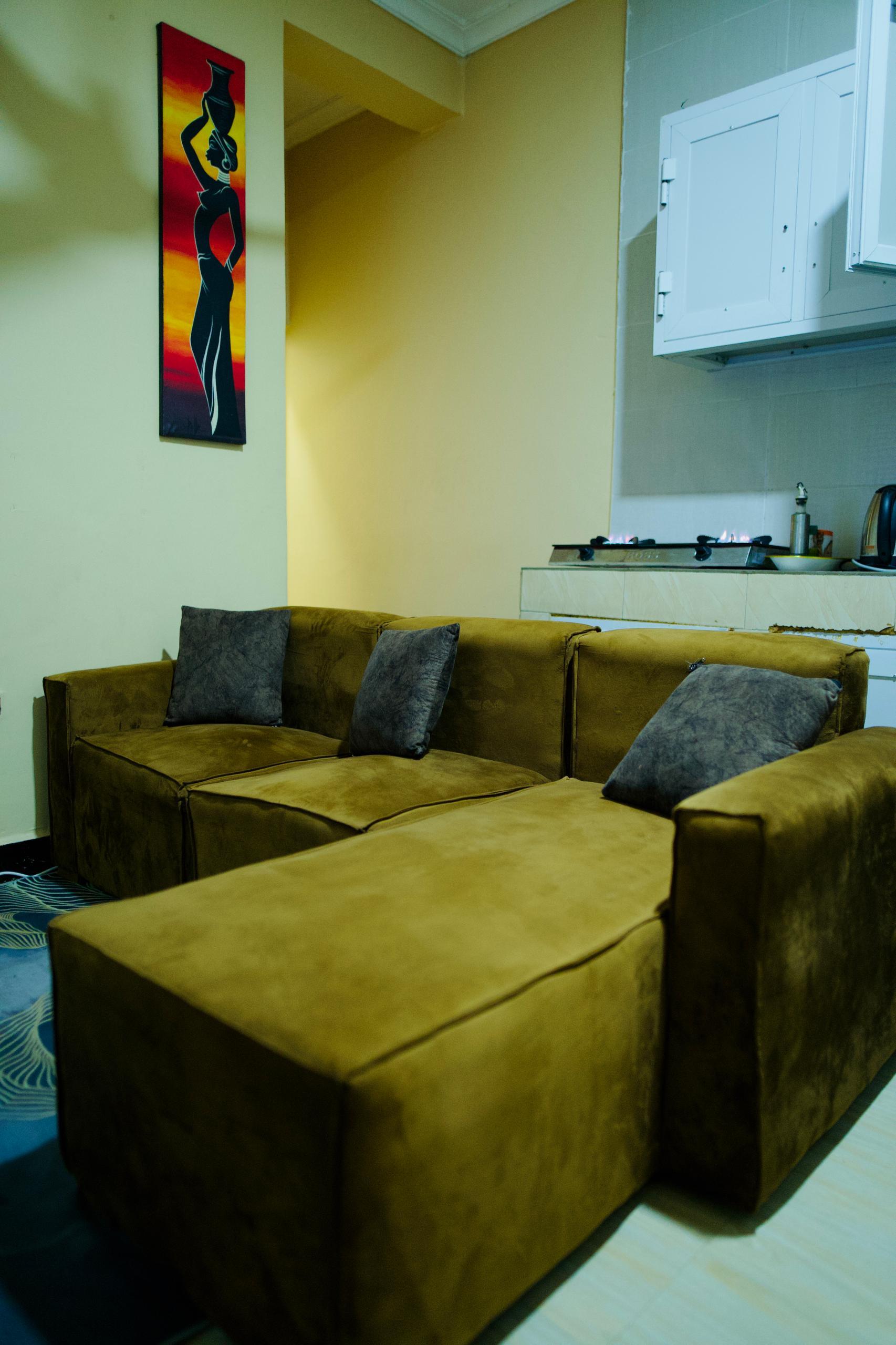 IPH: City Charm Studio Apartment, Sinza Area, Ubungo Municipality, Dar Es Salaam.