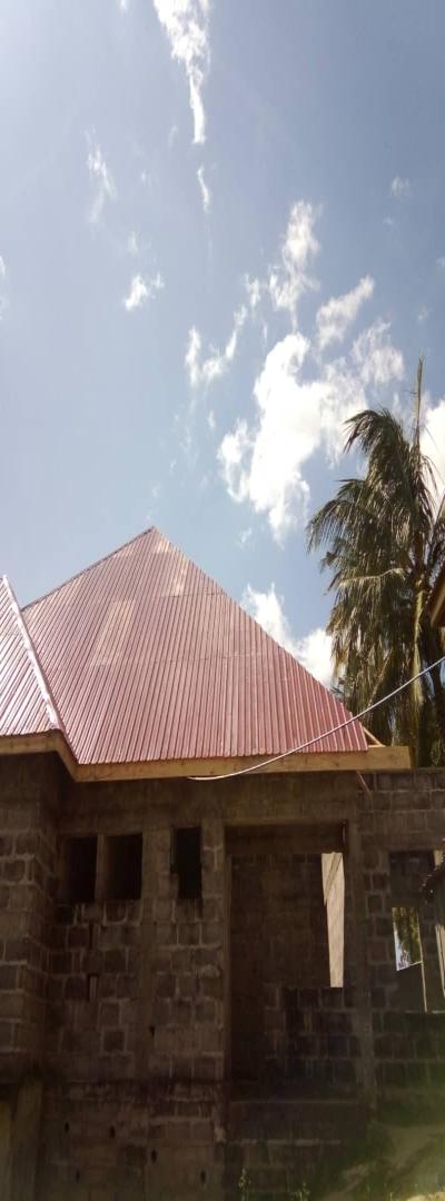 Intercity Property Hub: One-Storey House For Sale.