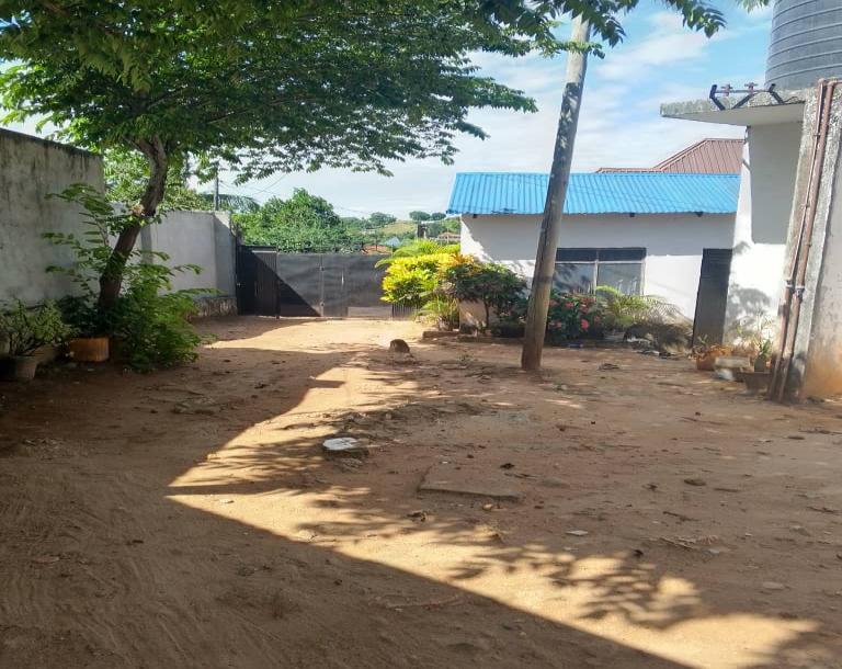 Intercity Property Hub: House for Sale.-9