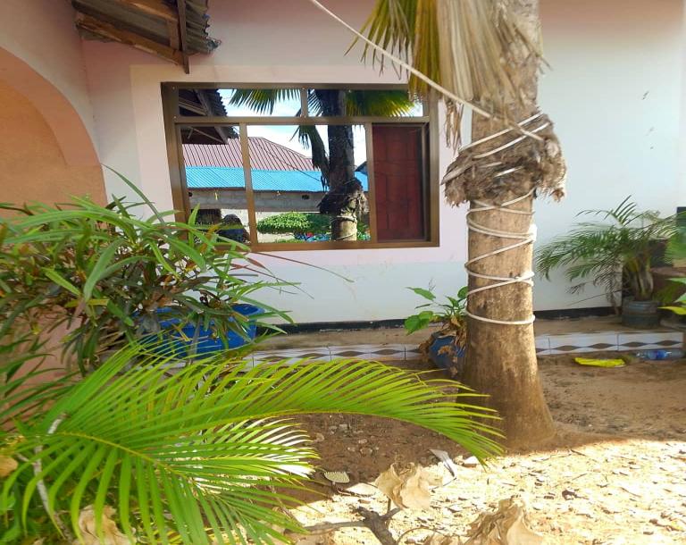 Intercity Property Hub: House for Sale.-14