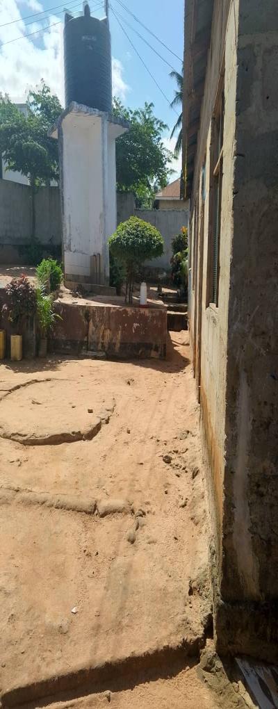 Intercity Property Hub: House for Sale.