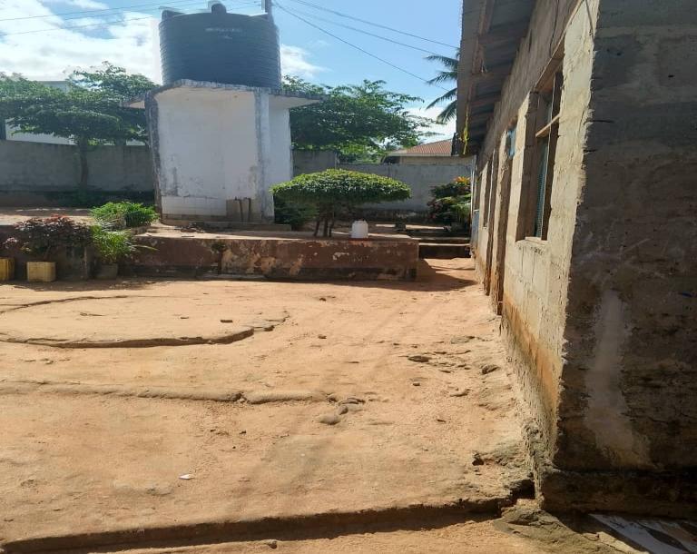 Intercity Property Hub: House for Sale.-17