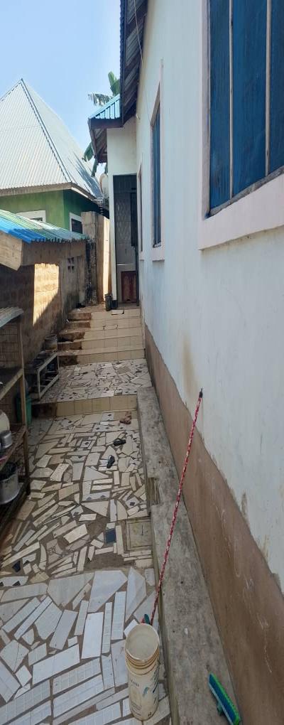 Intercity Property Hub: House for Sale.