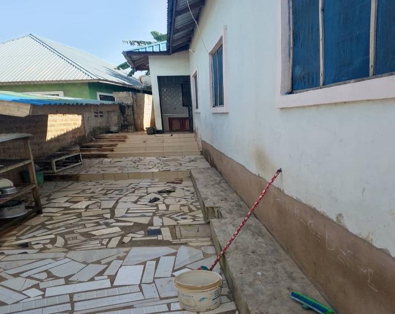 Intercity Property Hub: House for Sale.-18