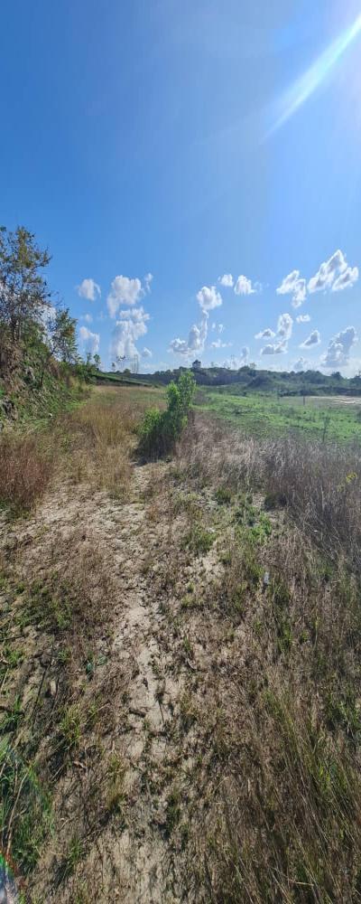 Intercity Property Hub: Commercial Plot For Sale.