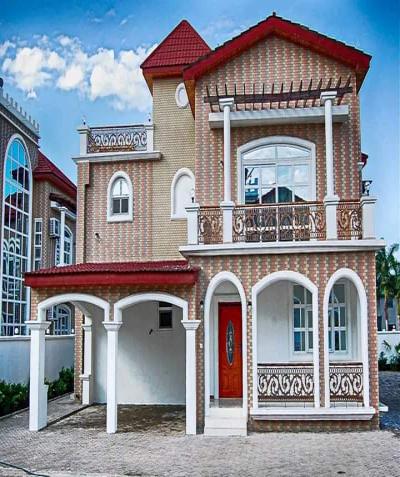 Intercity Property Hub: Elegant Villa for Sale.