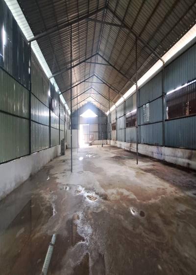 IPH: A Warehouse for Rent - Salasala.