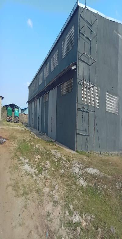 IPH: A Warehouse for Rent - Mandela Rd. Buguruni.