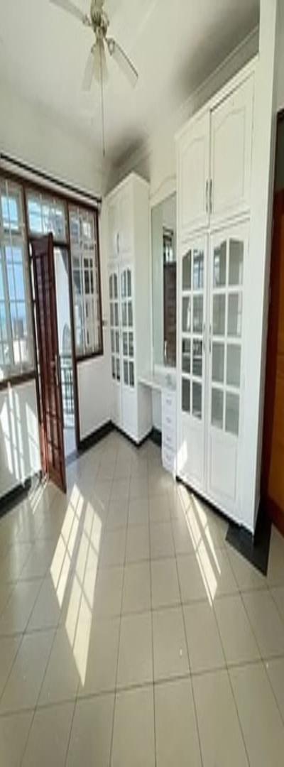 IPH: One-Storey Luxurious House for Sale - Salasala.