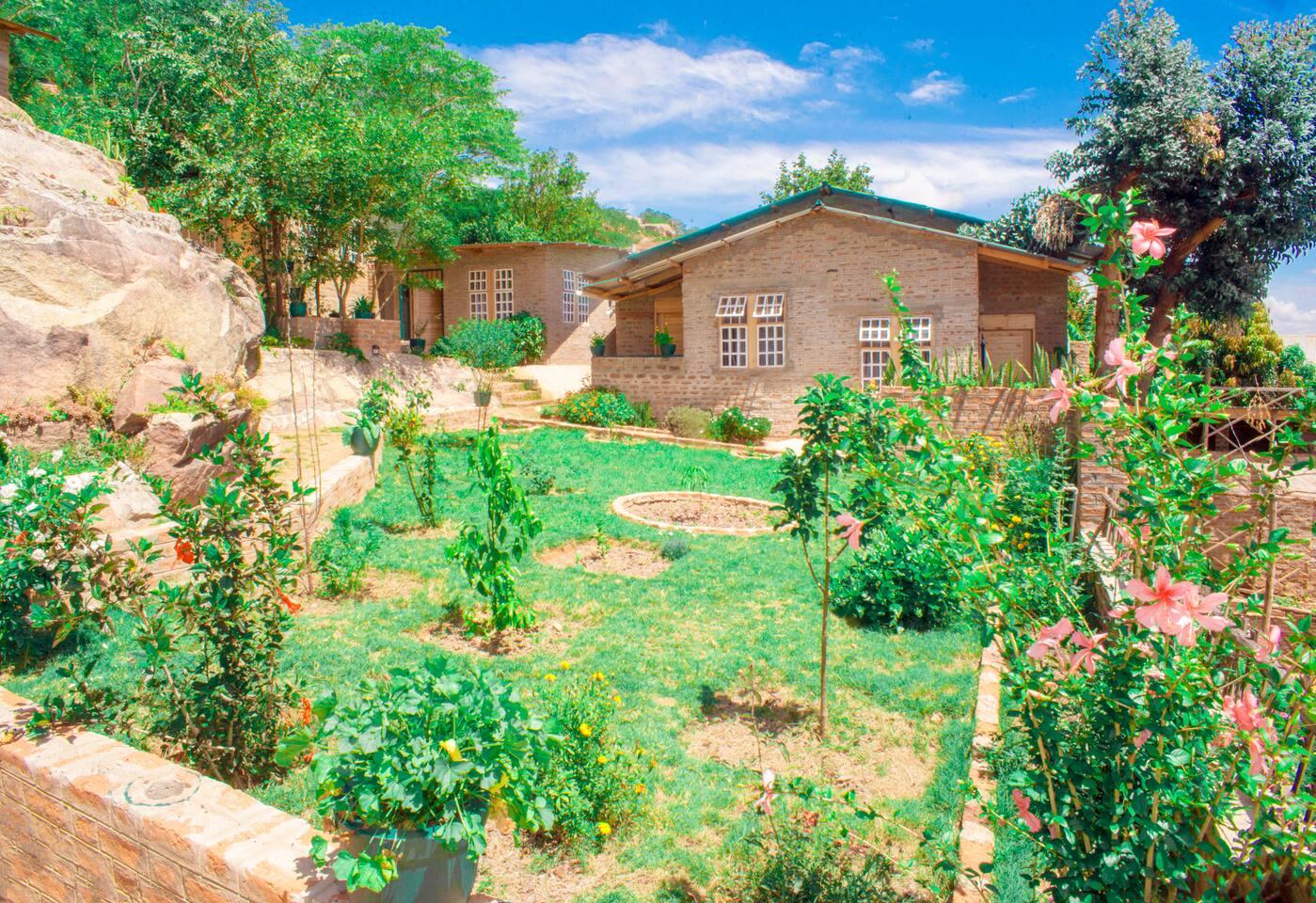 Aika Sunrise, B&B Iringa.