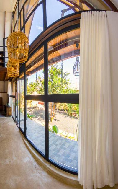 Sereno Cabana Apartments