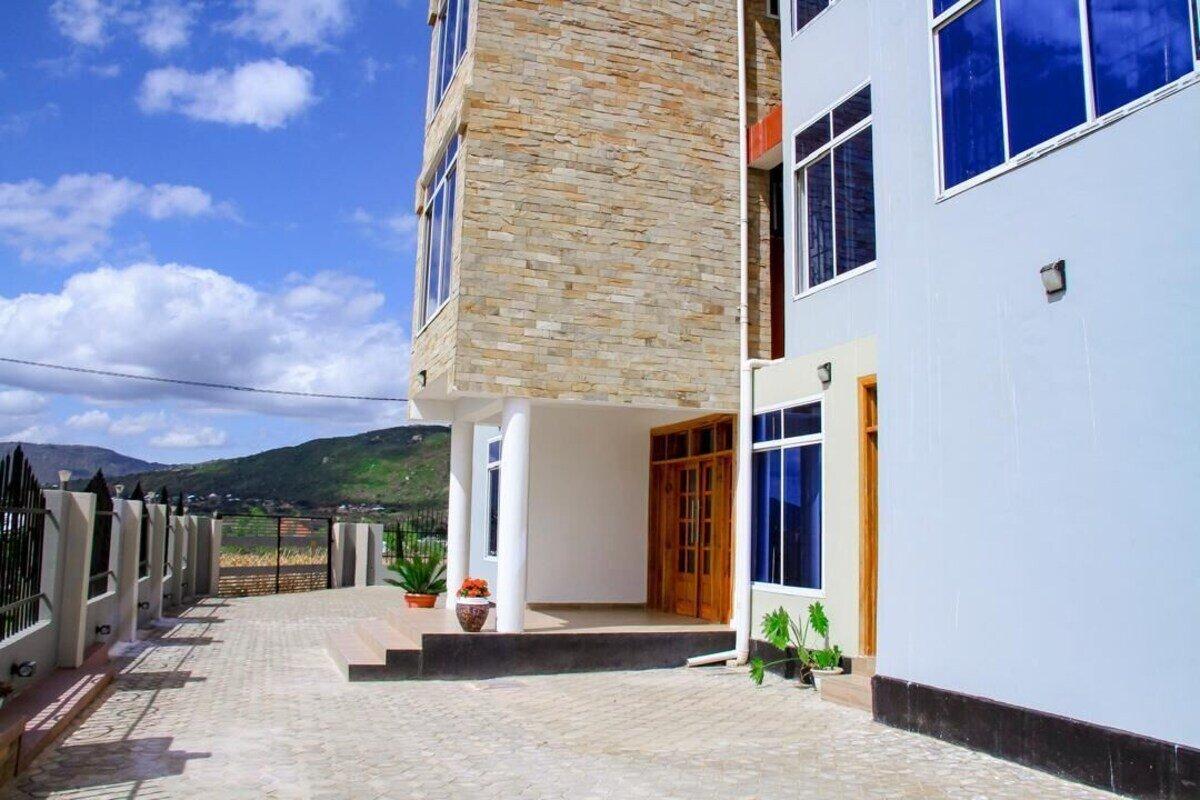 Wooden Haven Hotel, Iringa.