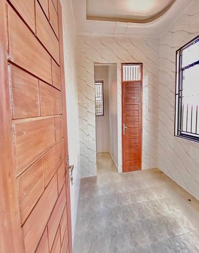 IPH: Nyumba Inauzwa - Iyumbu Shule ya Mfano, Dodoma.