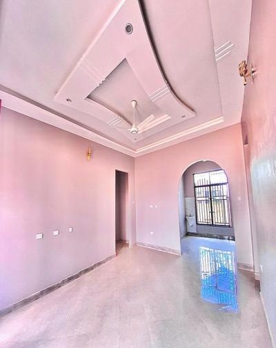 IPH: Nyumba Inauzwa - Iyumbu Shule ya Mfano, Dodoma.