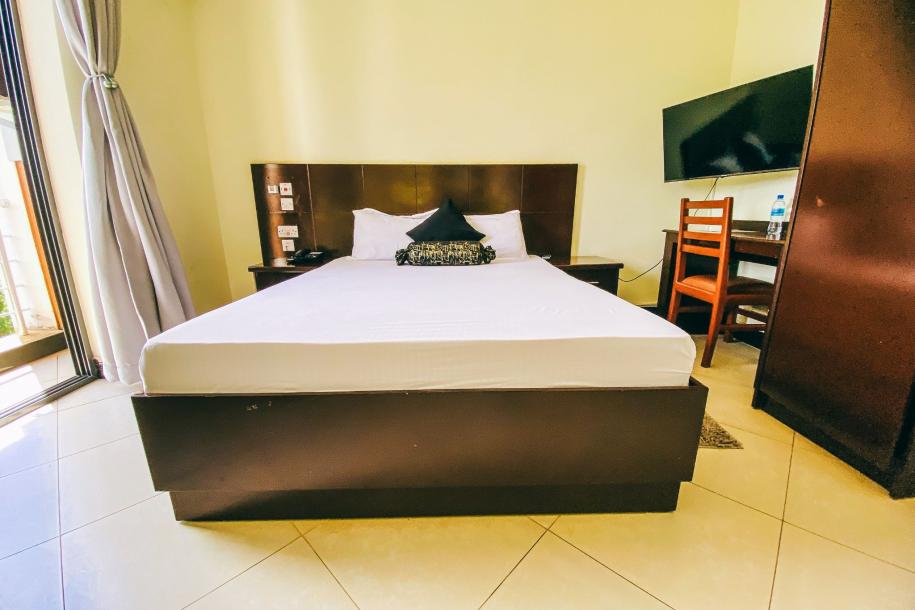 Snow View Rau Apartments, Moshi.-10