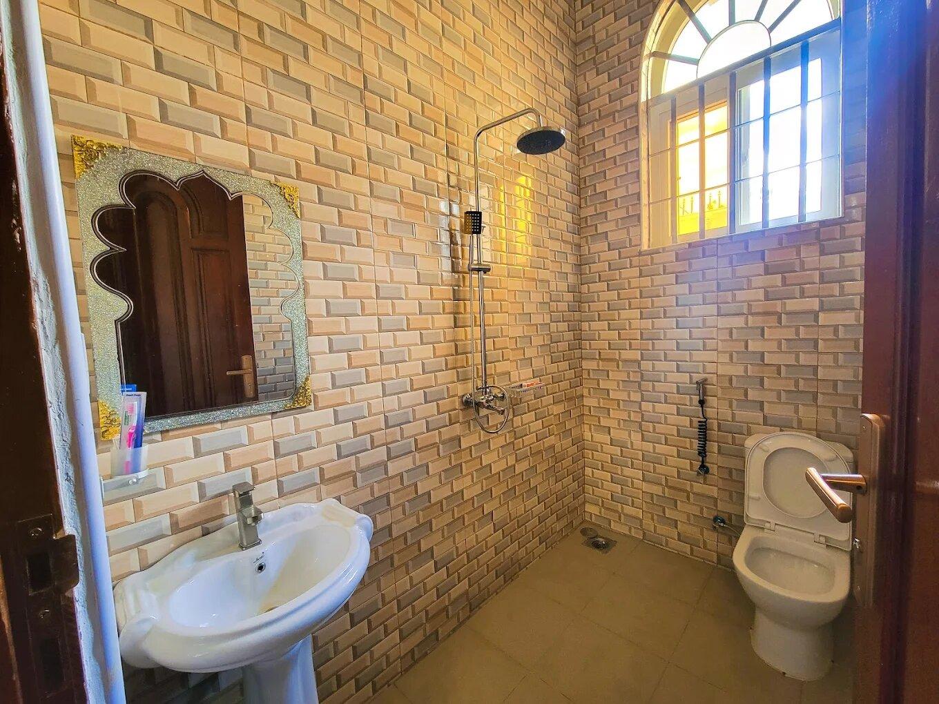 Pera Imperial Hotel, Iringa.