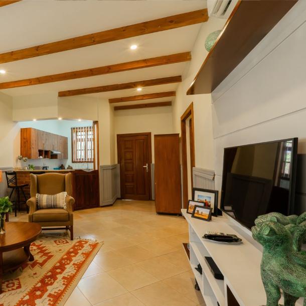 Airport Planet Lodge, King'ori, Arusha.-6