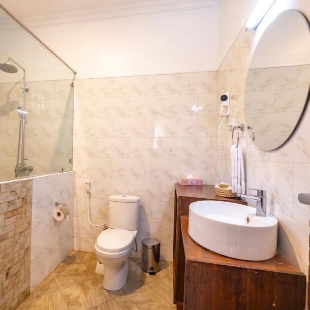 Airport Planet Lodge, King'ori, Arusha.-13