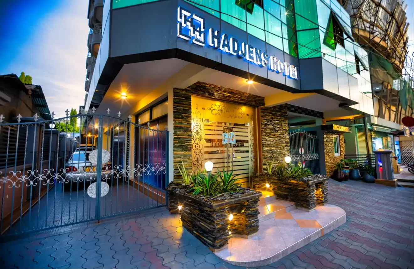 Hadjens Hotel, Mwanza.