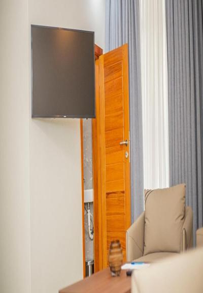 Adden City View Hotel, Mwanza.