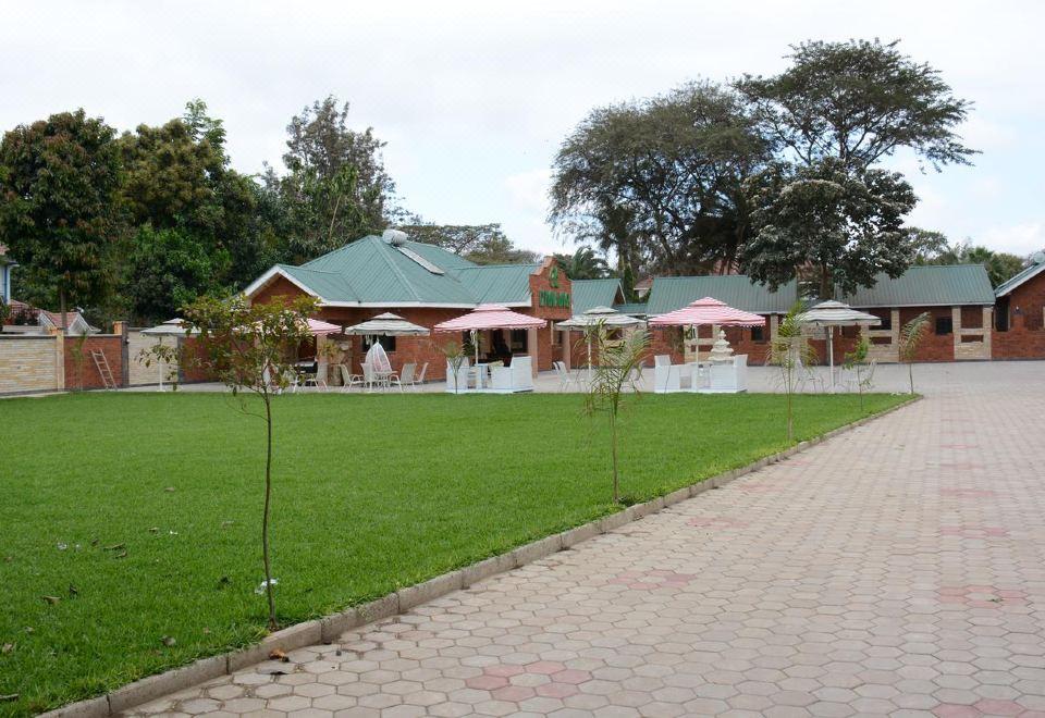 Explora Lodge, Arusha.