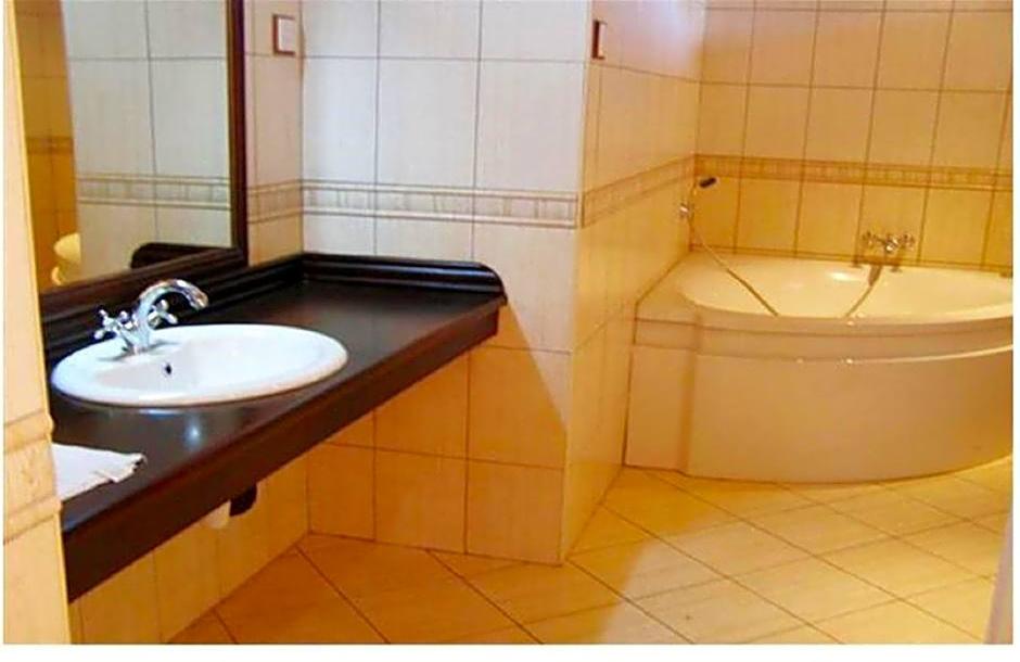 Ryan’s Bay Hotel  Mwanza-9