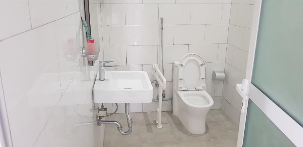 Eastern City Hotel, Dodoma.