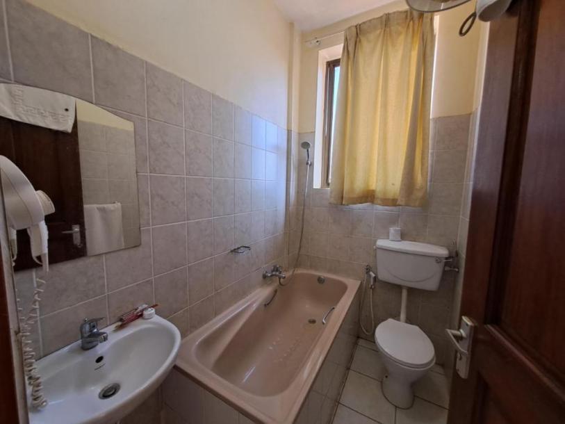 Moshi Leopard Hotel, Kilimanjaro.-6