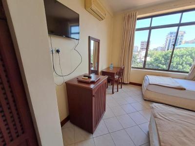 Moshi Leopard Hotel, Kilimanjaro.