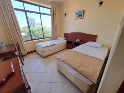 Moshi Leopard Hotel, Kilimanjaro.