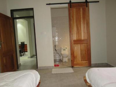 Moshi Epic Accommodations-4