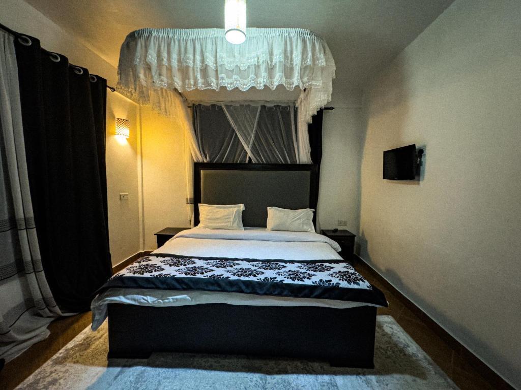 Njiro Climax, Arusha