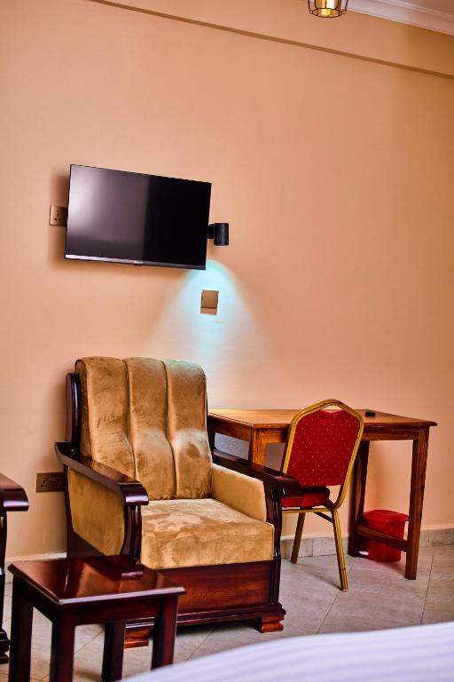 Aves Executive Hotel, Arusha.