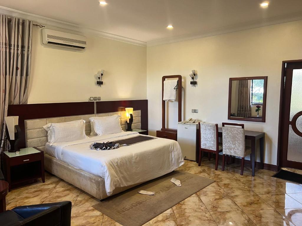 Nejobugg Palace Hotel, Arusha.