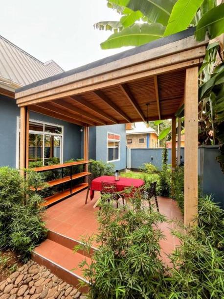 Moshi Epic Accommodations-7