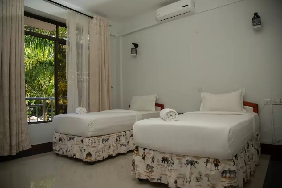 Panama Garden Resort, Moshi.-4