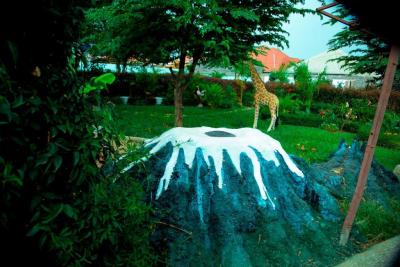 Royal Wonders Hotel, Moshi.