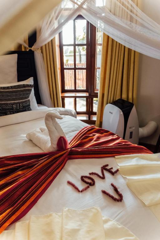 Shoki Shoki Lodge, Arusha.