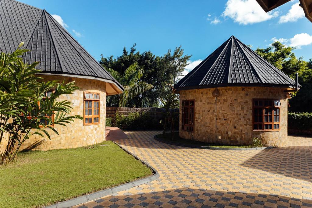 Shoki Shoki Lodge, Arusha.