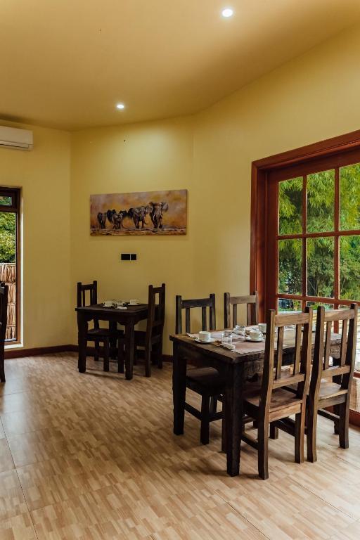 Shoki Shoki Lodge, Arusha.