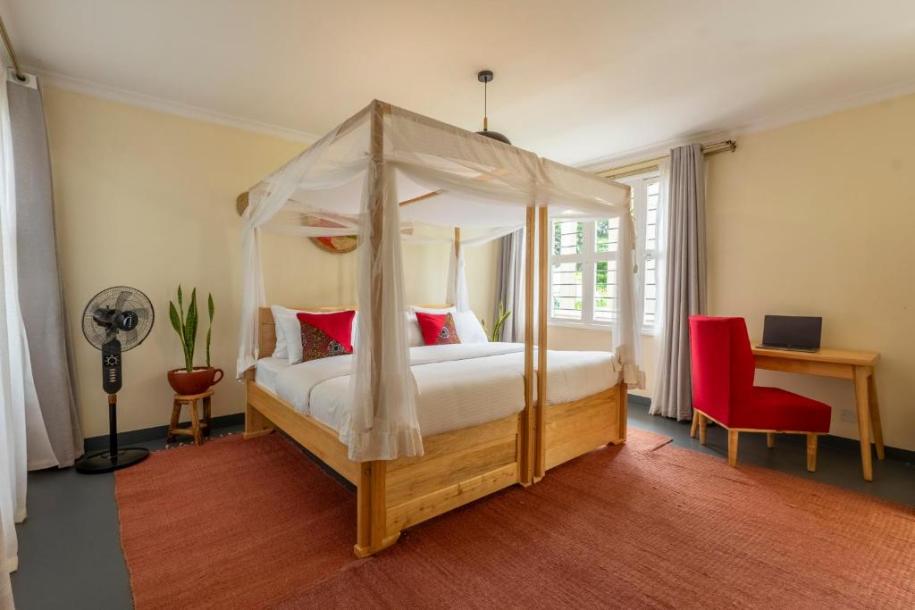 Summit Retreat Moshi.-13