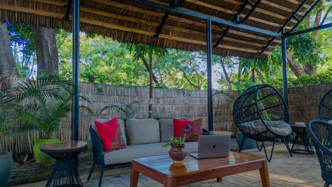 Summit Retreat Moshi.-5