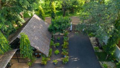 Summit Retreat Moshi.