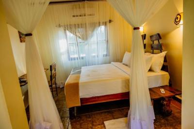 WeruWeru River Lodge, WeruWeru.