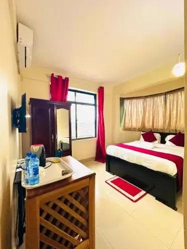 Queen Hotel, Morogoro.