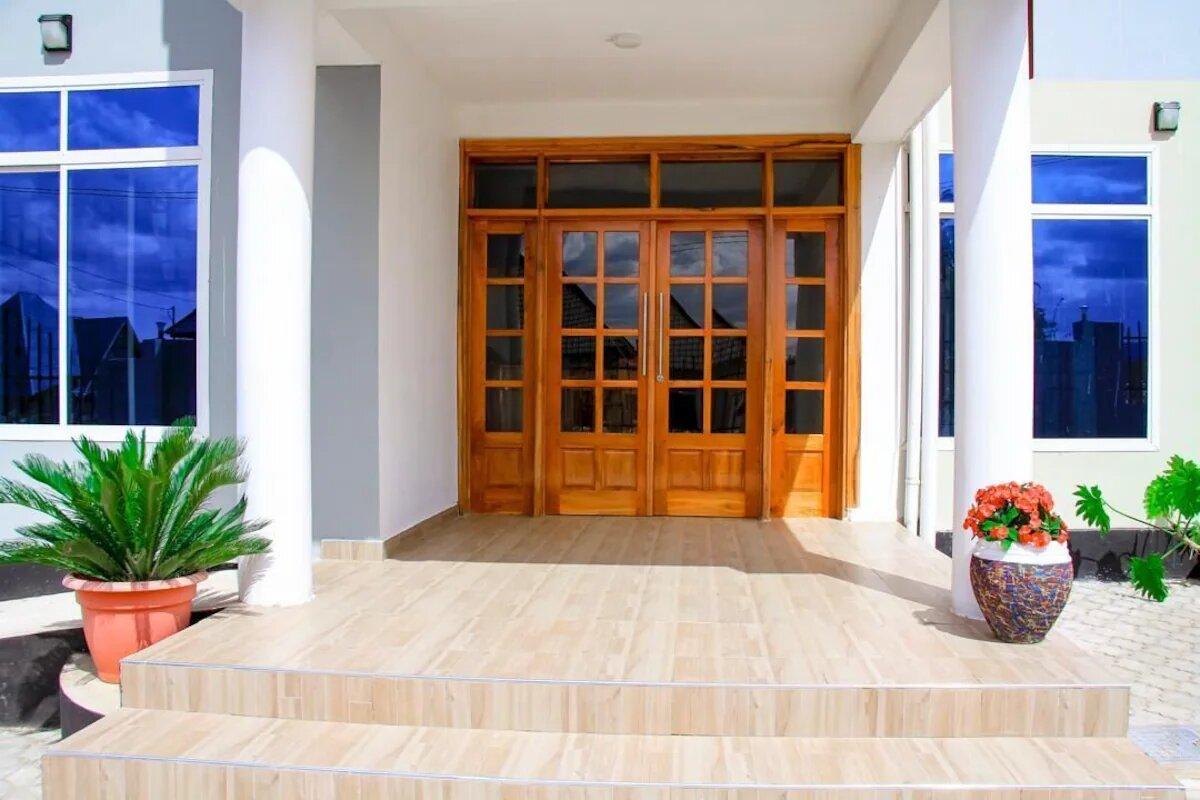 Wooden Haven Hotel, Iringa.